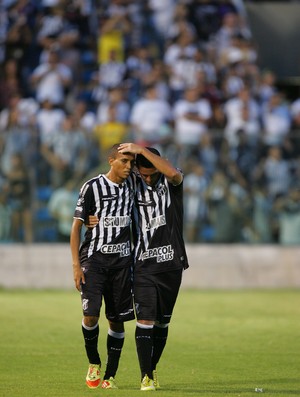 Pingo marcou gol já nos acréscimos e decretou a vitória do Vovô (Foto: José Leomar / Ag. Diário)