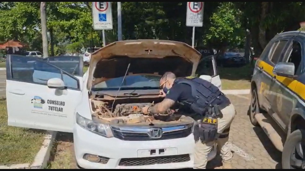 Motor de carro usado por conselho tutelar era roubado e chassi também estava adulterado, segundo PRF-DF — Foto: Polícia Rodoviária Federal (PRF-DF) / Reprodução