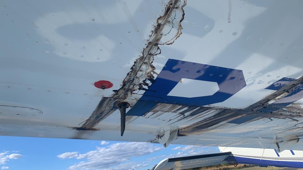 Marca de combust&iacute;vel em aeronave &mdash; Foto: Divulga&ccedil;&atilde;o