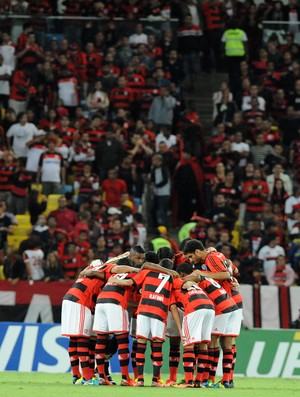 Trinca dos sonhos: Fla tem série no Maracanã para afastar rebaixamento