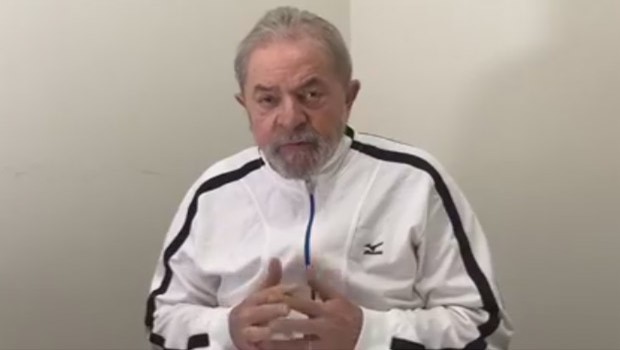 O ex-presidente Luiz Inácio Lula da Silva em entrevista à Rádio Tupi (Foto: Reprodução/Facebook)
