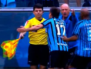 Jurídico considera Grêmio vigiado e teme denúncia por bronca de Felipão