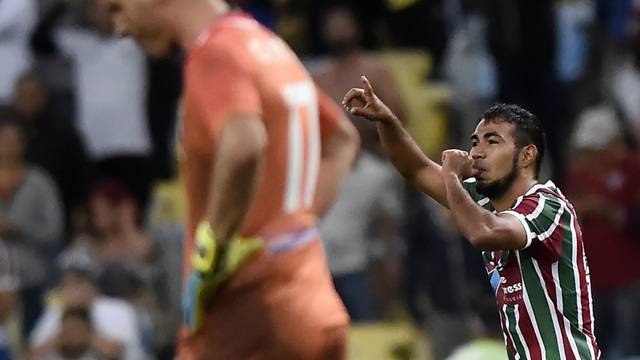 Sornoza festeja o gol olÃ­mpico