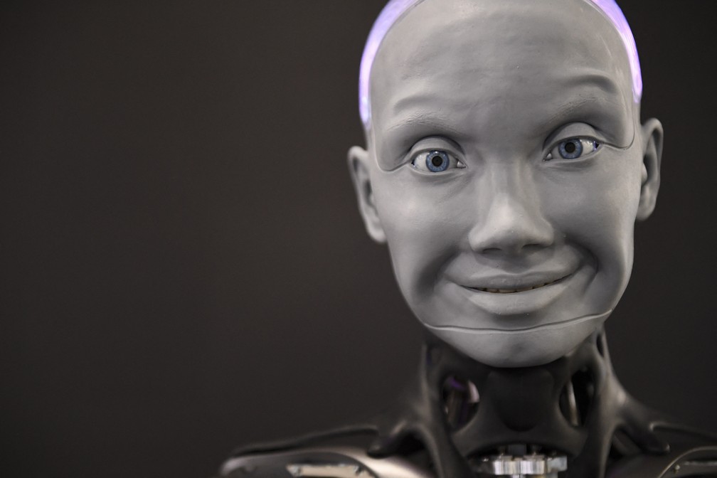 Ameca, o robô que impressiona por semelhança com humanos, apareceu na CES 2022, em Las Vegas — Foto: Patrick T. Fallon/AFP