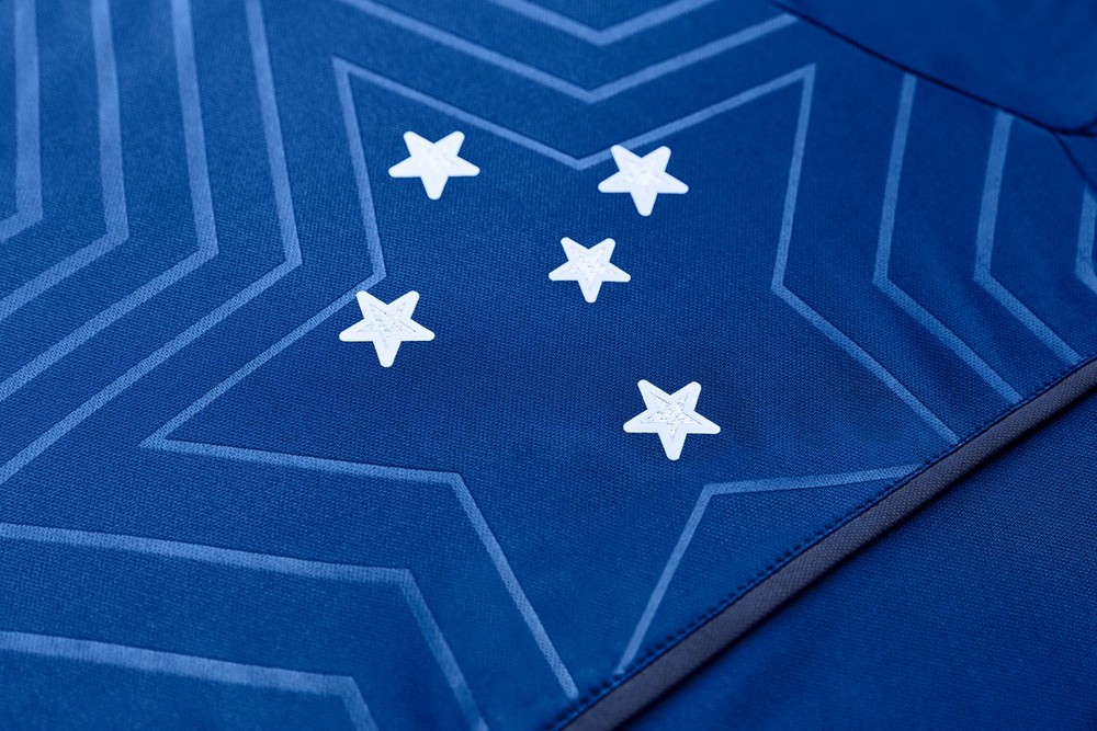 Com inspiração na seleção da Islândia, Cruzeiro lança nova camisa nesta sexta