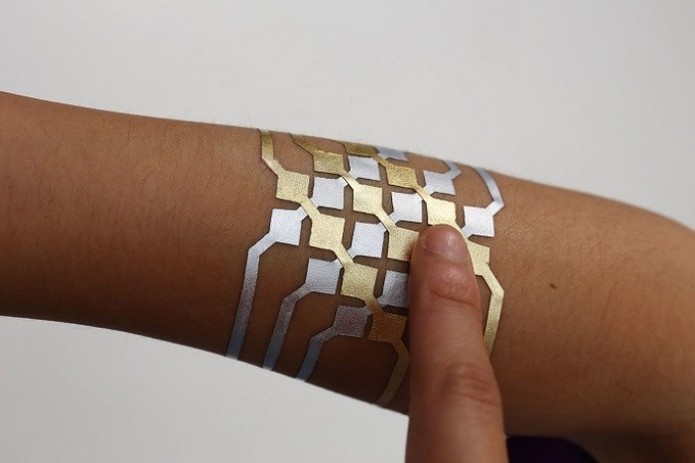 Tatuagens que funcionam como touch de celulares (Foto: Divulgação/MIT)