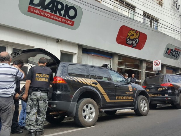 Polícia Federal cumpriu mandados em Marília (Foto: Romeu Neto/TV TEM)