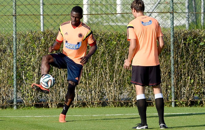 Jackson Martinez treino Colômbia (Foto: AFP) Jackson Martinez treino Colômbia (Foto: AFP)
