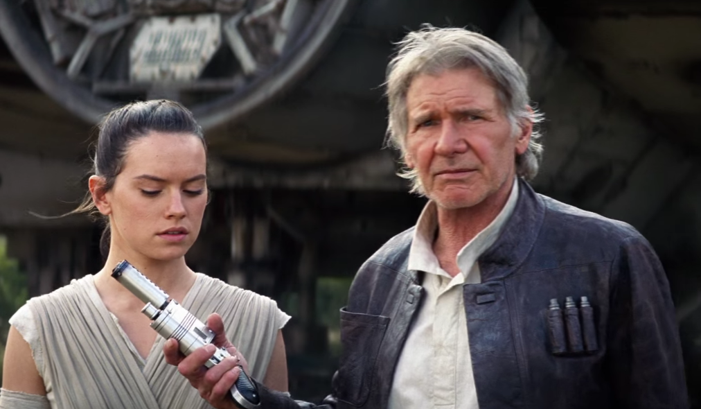 Daisy Ridley e Harrison Ford em 'Star Wars: O Despertar da Força' (Foto: Reprodução)