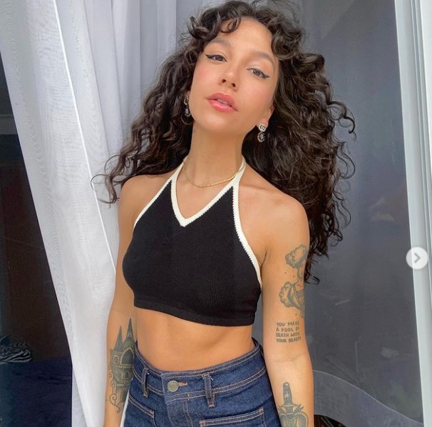 Priscilla Alcantara lembra surto aos 20 anos - Patrícia Kogut, O Globo Priscilla Alcantara lembra surto aos 20 anos - Patrícia Kogut, O Globo