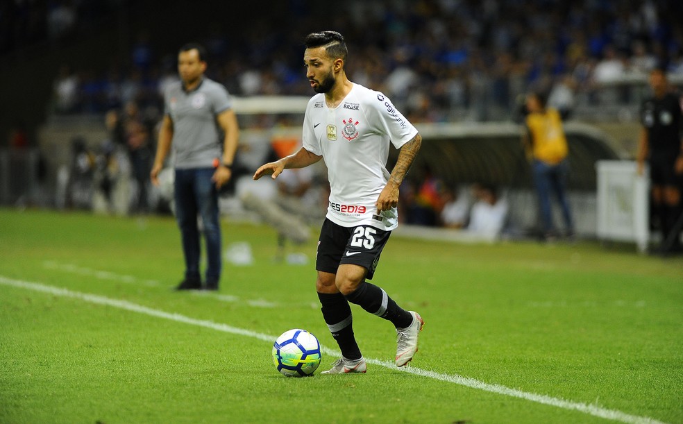 Clayson deve seguir no Corinthians em 2019 — Foto: Marcos Riboli