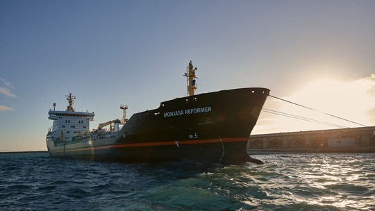 Piratas sequestram tripulantes de petroleiro atacado no Golfo da Guiné