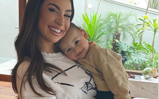 thumbnail de Bianca Andrade se surpreende com a primeira palavra falada por filho em vídeo