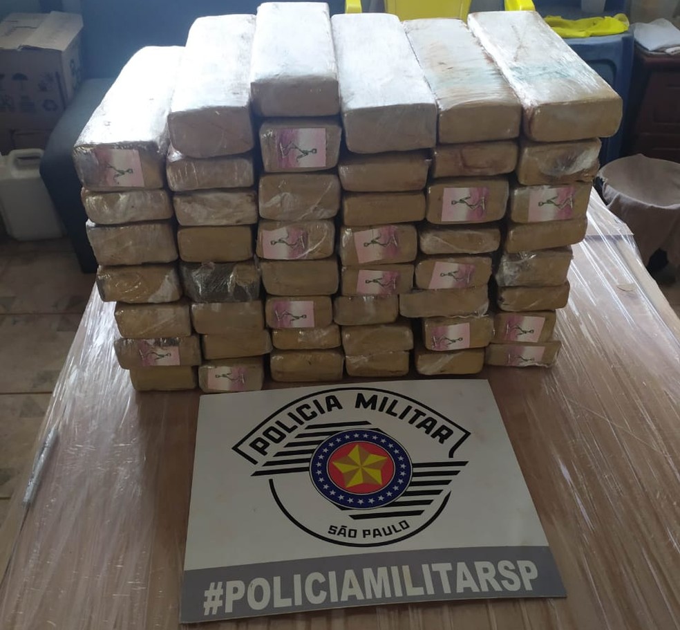 Carga de maconha foi apreendida em Pacaembu nesta quarta-feira (21) — Foto: Polícia Militar