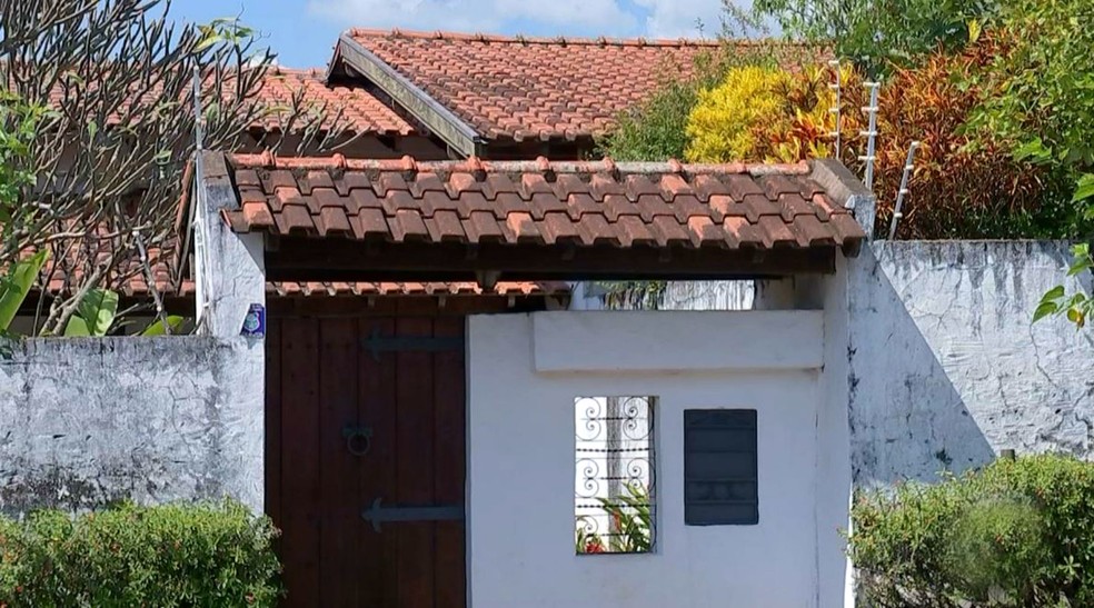 Imóvel adquirido pela prefeitura para fazer o remanejamento dos alunos (Foto: TV TEM/Reprodução)