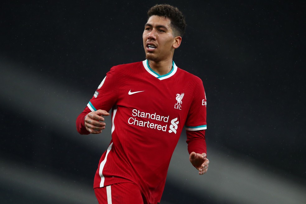 Roberto Firmino abriu o placar para o Liverpool na vitória sobre o Tottenham — Foto: Getty Images