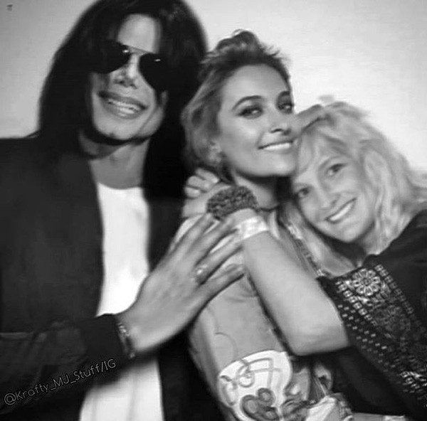 Michael Jackson, Paris Jackson e Debbie Rowe (Foto: Instagram)