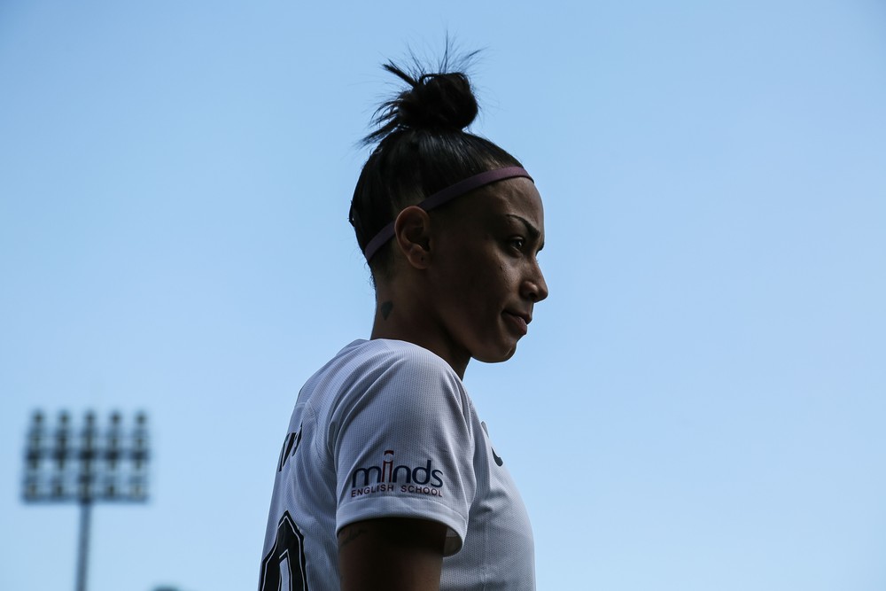 Corinthians renova patrocínio da Minds, mas empresa deixa camisa do time masculino