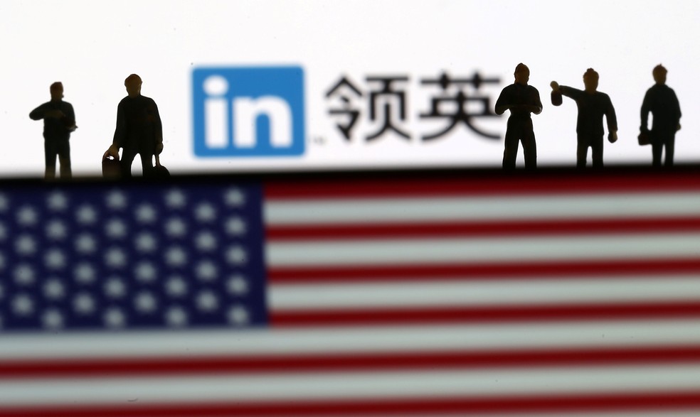 Especialista dos EUA em descobrir espiões diz que China tenta recrutar americanos no LinkedIn Linkedin