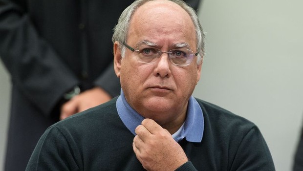 Ex-diretor da Petrobras Renato Duque presta depoimento à CPI da Petrobras (Foto: Marcelo Camargo/Agência Brasil)