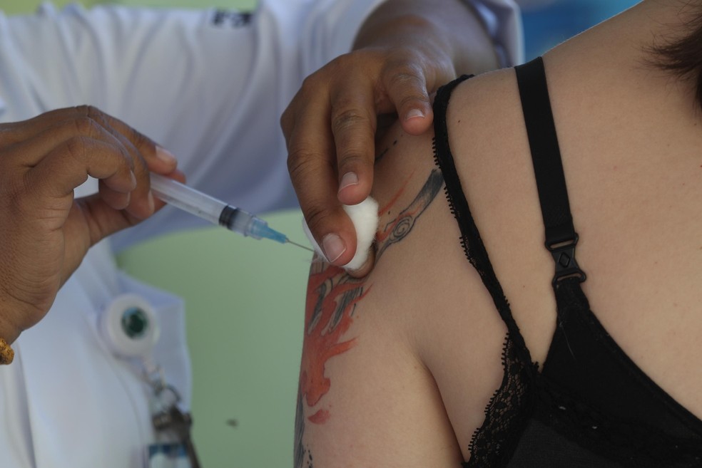 Vacinação contra a Covid em UBS da cidade de São Paulo. — Foto: RENATO S. CERQUEIRA/FUTURA PRESS/ESTADÃO CONTEÚDO