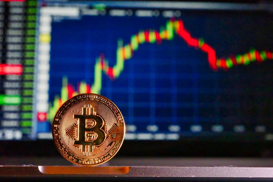 Bitcoin e ether recuam junto com Wall Street com temor sobre contágio da FTX