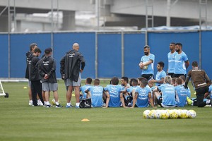 Grêmio trabalha para acabar com 15 anos de jejum de títulos.