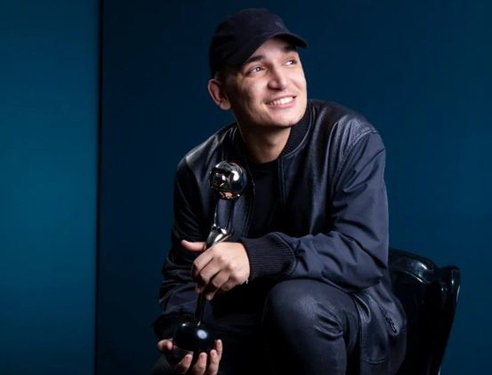 João Gomes leva a melhor na categoria Música do Ano por 'Dengo'  — Foto: Globo/Sérgio Zalis