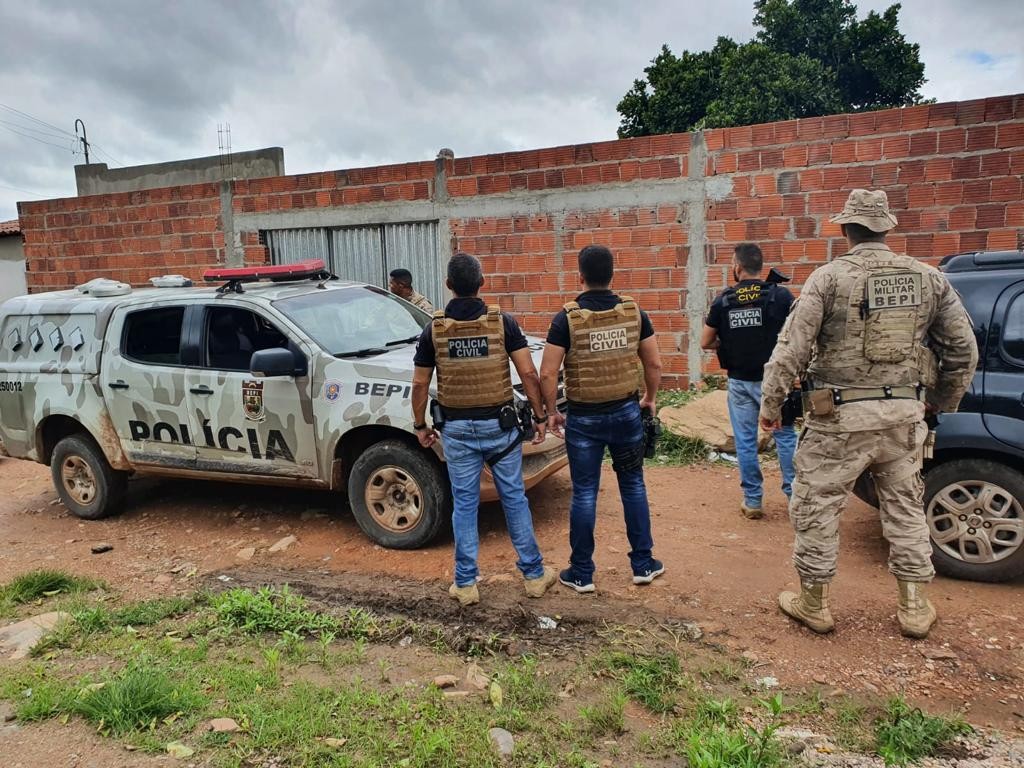 Operação 'Desarticulação' cumpre mandados de busca e apreensão em Araripina