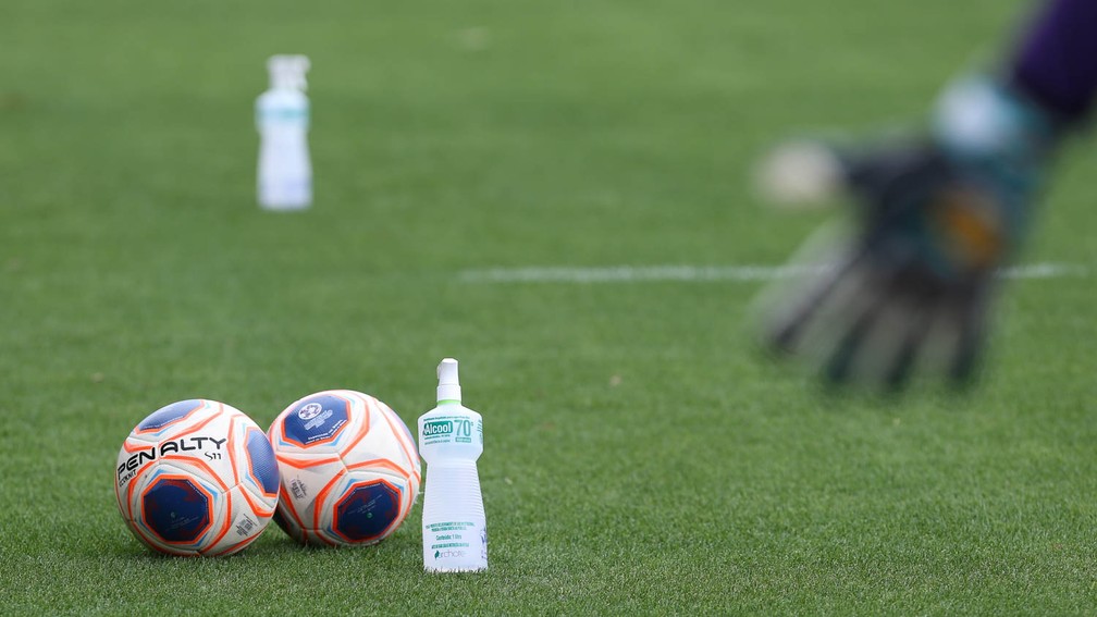 Palmeiras faz primeiro treino com bola, e mais um jogador é afastado do grupo por testar positivo para Covid-19