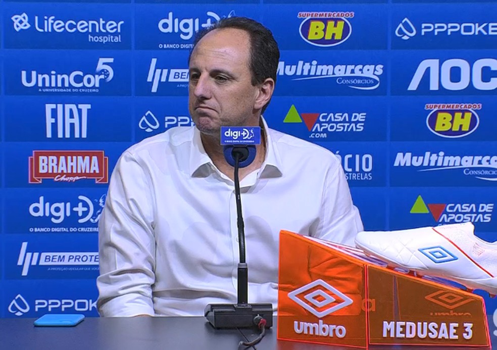 Rogério Ceni, em coletiva pós Cruzeiro 1x0 Vasco — Foto: Reprodução/TV Globo