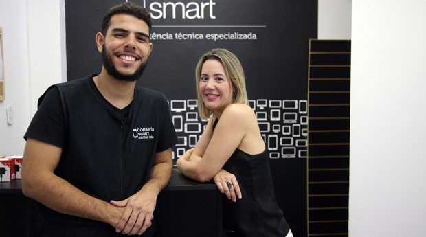 Simone Martins e Hudson: negócio em família (Foto: Rafael Moraes)