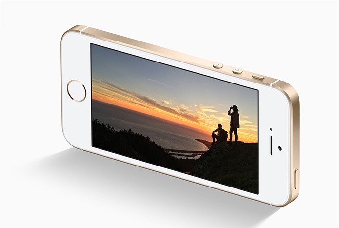 iPhone SE está disponível em modelos com 16 GB e de 64 GB internos (Foto: Divulgação/Apple)