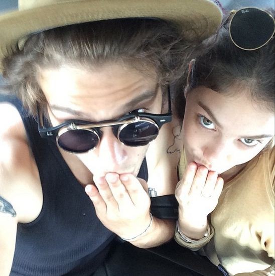 Chay Suede e Laura Neiva (Foto: Reprodução/Instagram)