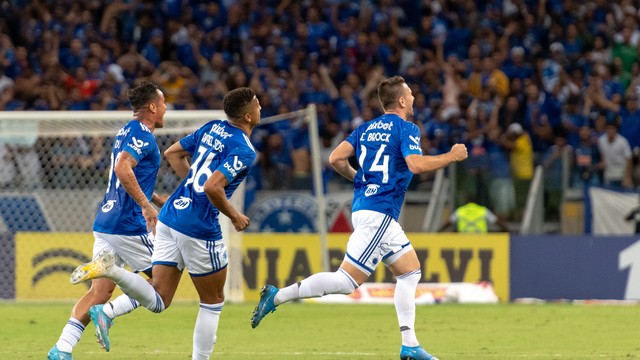 Cruzeiro 🦊 on X: 🕑 50', 2T - FIM DE JOGO!!!!!!!! Mais uma vitória, mais  três pontos! 🦊💙 #ATHxCRU