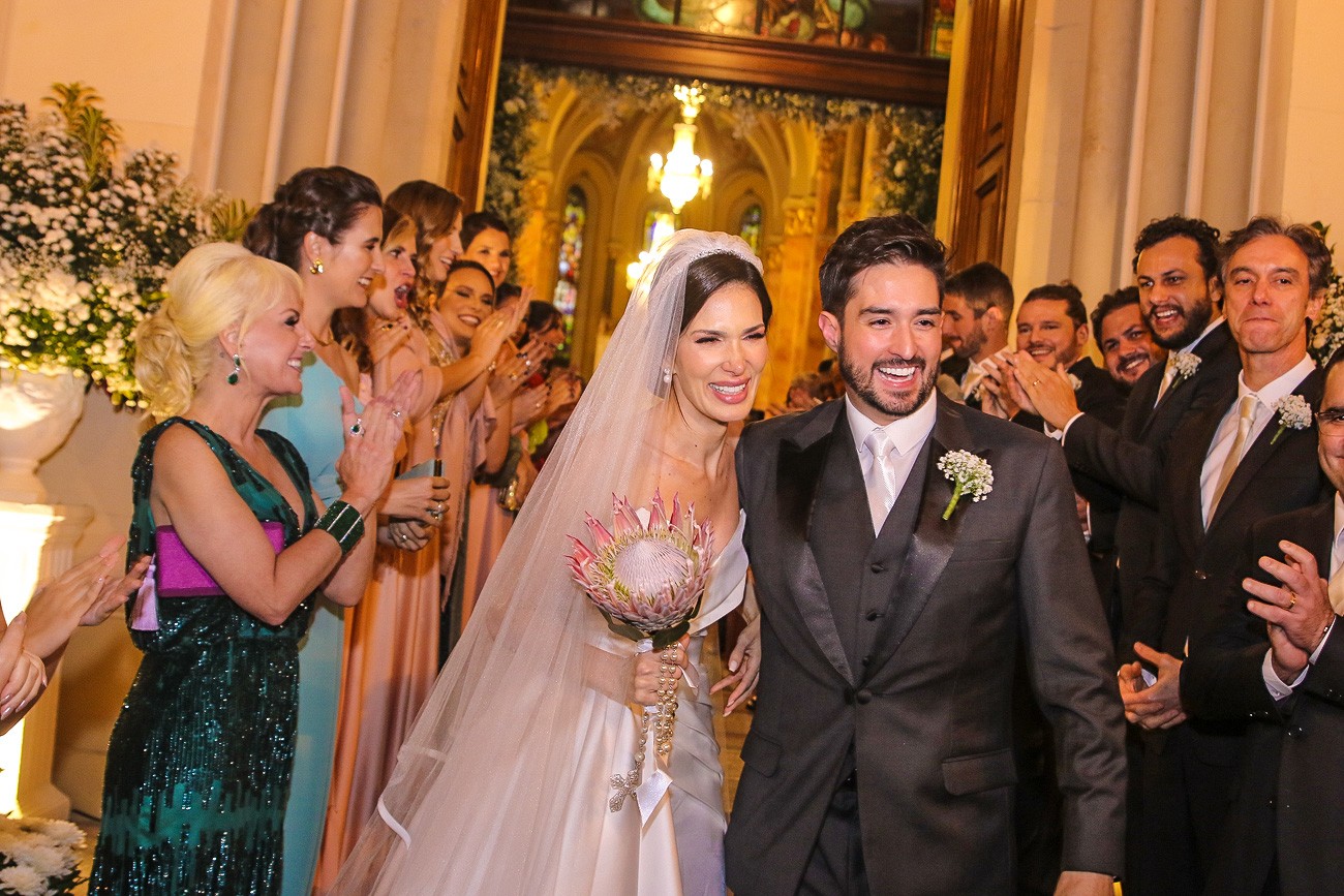 Sara Sarres e Attilio Galhardo se casam (Foto: Thiago Duran/BrazilNews)