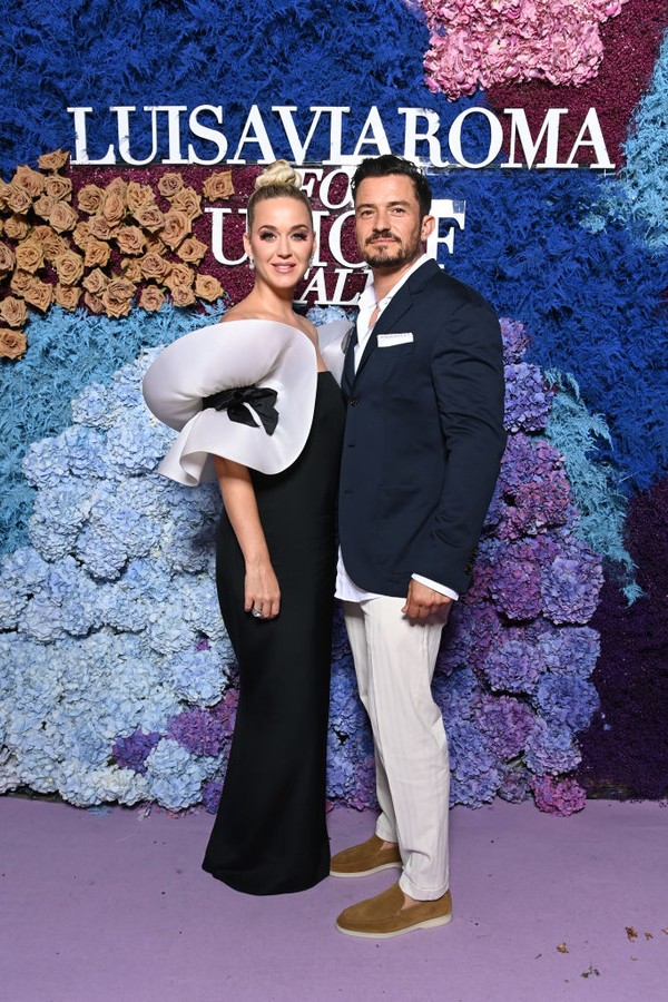 CAPRI, ITALY - JULY 31: Katy Perry and Orlando Bloom attend the LuisaViaRoma for Unicef event at La Certosa di San Giacomo on July 31, 2021 in Capri, Italy. (Photo by Daniele Venturelli/Daniele Venturelli/Getty Images for Luisaviaroma ) (Foto: Daniele Venturelli/Getty Images )