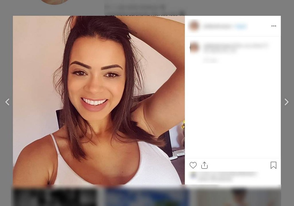 Julia Barbosa de Souza, de 28 anos, era passageira da caminhonete dirigida pelo namorado dela  Foto: Instagram/Reproduo