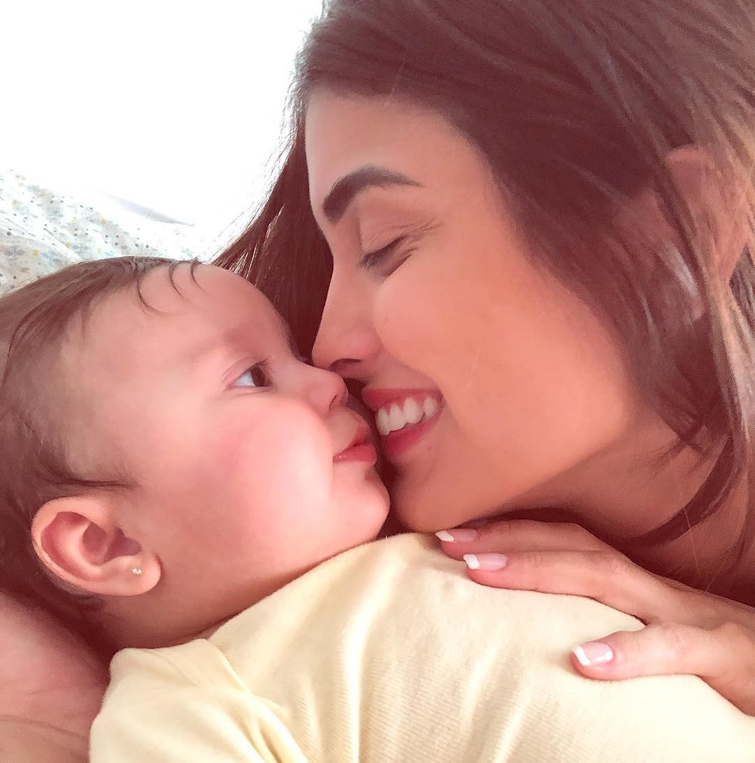 Letícia Almeida e a pequena Maria Madalena (Foto: Reprodução/Instagram)