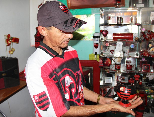Barbearia é museu do Flamengo em Senador Guiomard, no interior do Acre
