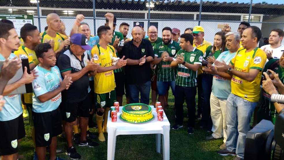Aniversário Picos  — Foto: Arthur Ribeiro/GloboEsporte.com