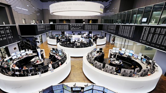 Bolsas europeias operam em alta com expectativa de vacina 