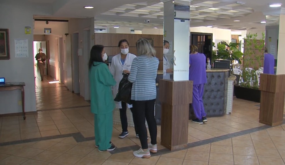 Hospital de campanha montado em hotel passa a oferecer pronto atendimento em Ourinhos  — Foto: TV TEM/Reprodução