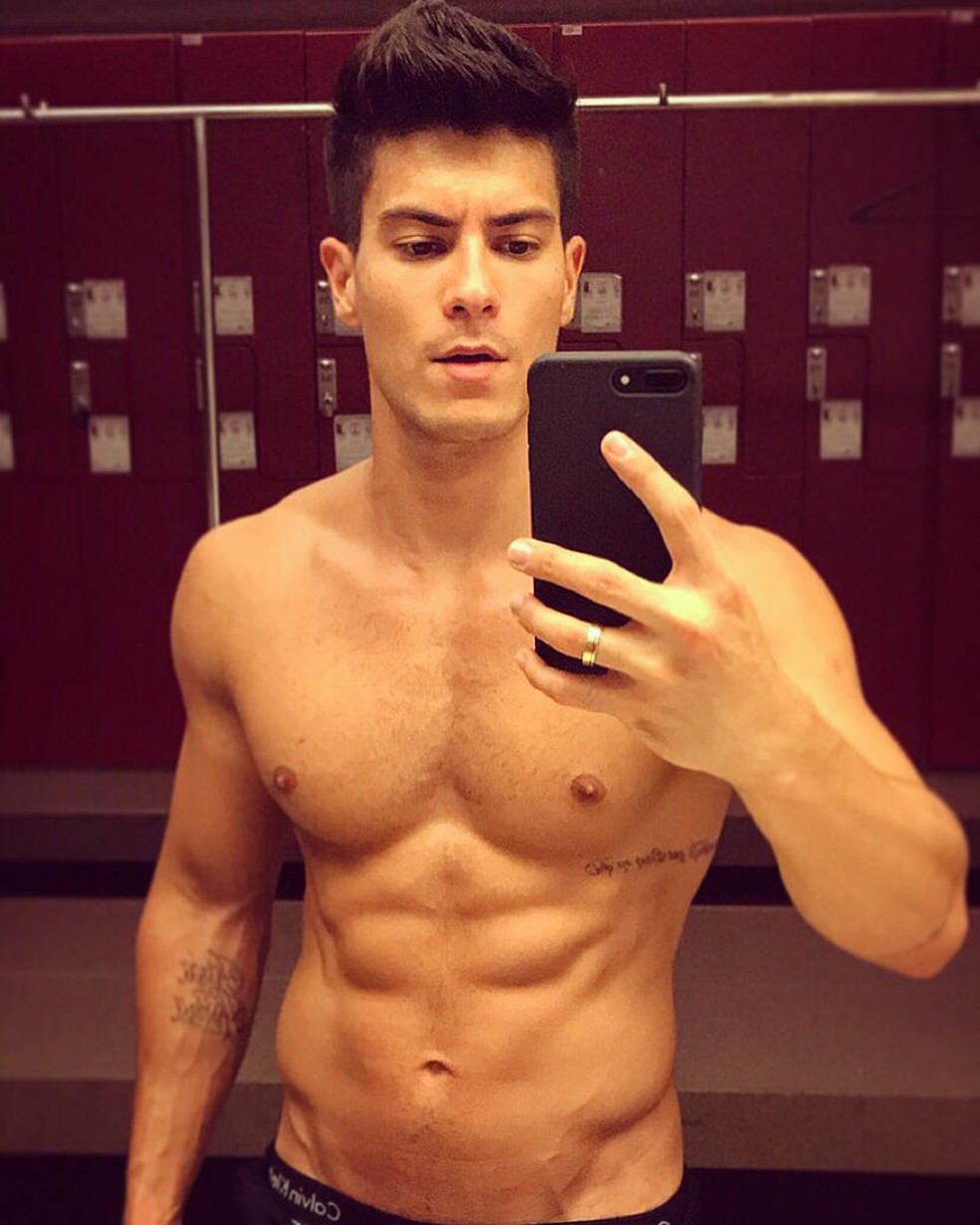 Arthur Aguiar fala sobre boa forma: 'Minha alimentação é completamente regrada e não tem essa coisa do dia do lixo'  (Foto: Arquivo Pessoal)