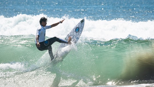 Brasil segue na briga por mais uma vaga no surfe olímpico