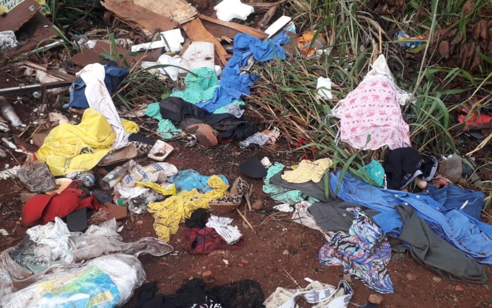 Corpo de feto é encontrado em lote vazio de Goiânia, diz polícia