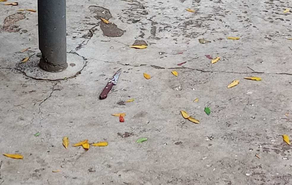 Após testemunhar o crime a população tentou deter o suspeito até a polícia chegar.  — Foto: Angatuba News/Divulgação