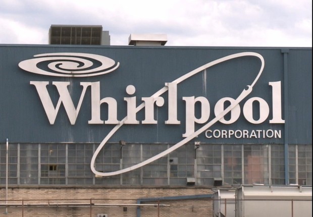 Logotipo da Whirlpool é visto na fachada de unidade da empresa nos Estados Unidos (Foto: Getty Images/Arquivo)