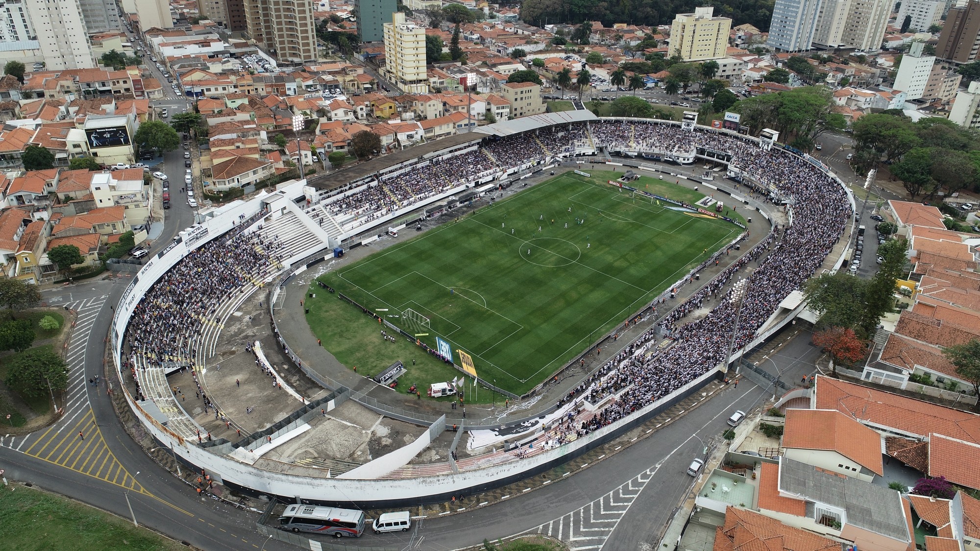 Emdec bloqueia 15 pontos no entorno do Estádio Moisés Lucarelli para partida entre Ponte e Vasco