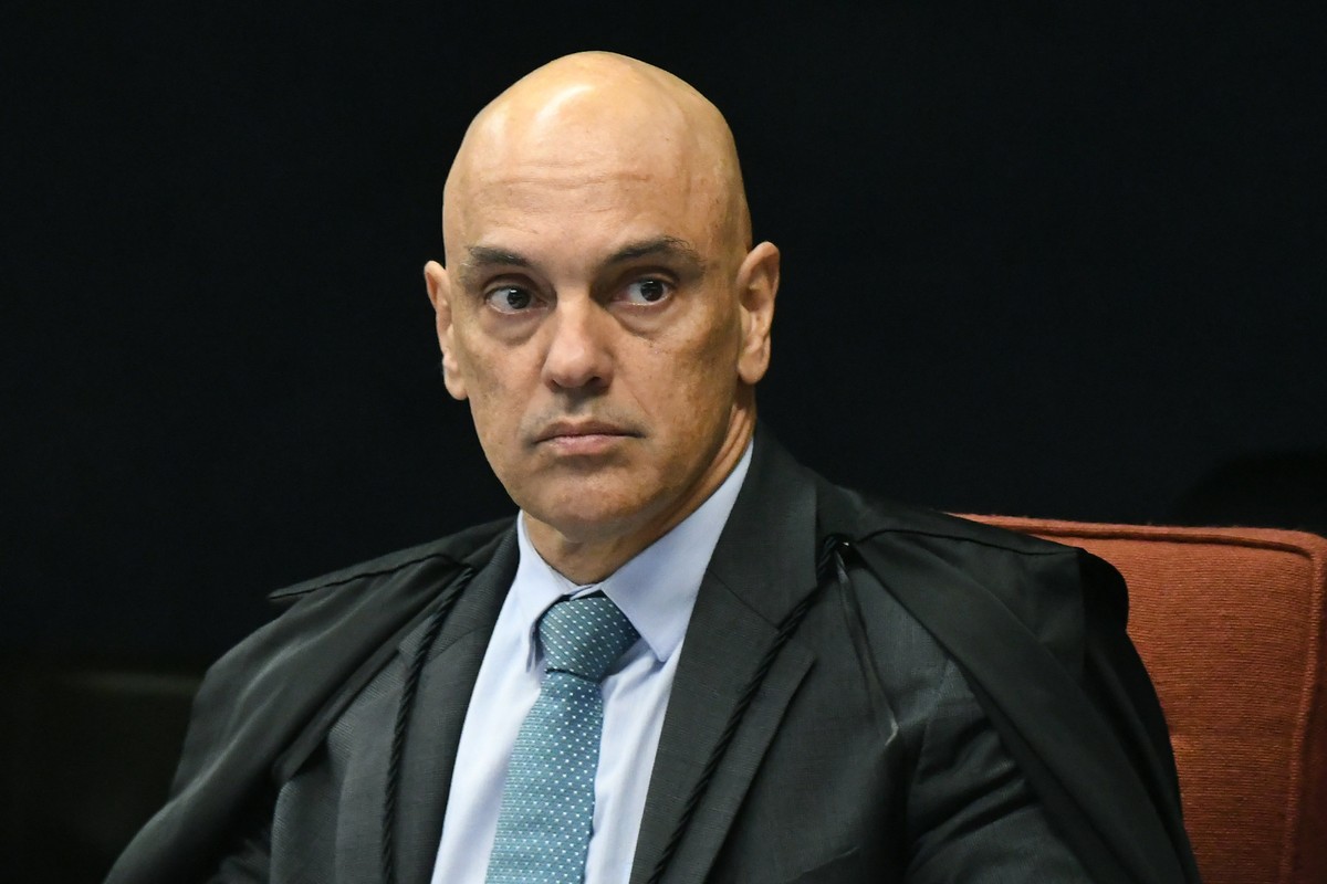 Moraes rejeita deixar relatoria e manda PGR se manifestar sobre pedido de  indiciamento de Bolsonaro | Política | G1